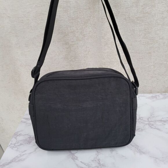 Guess 90's Vintage Black Crossbody Satchel Unisex - Picture 2 of 12